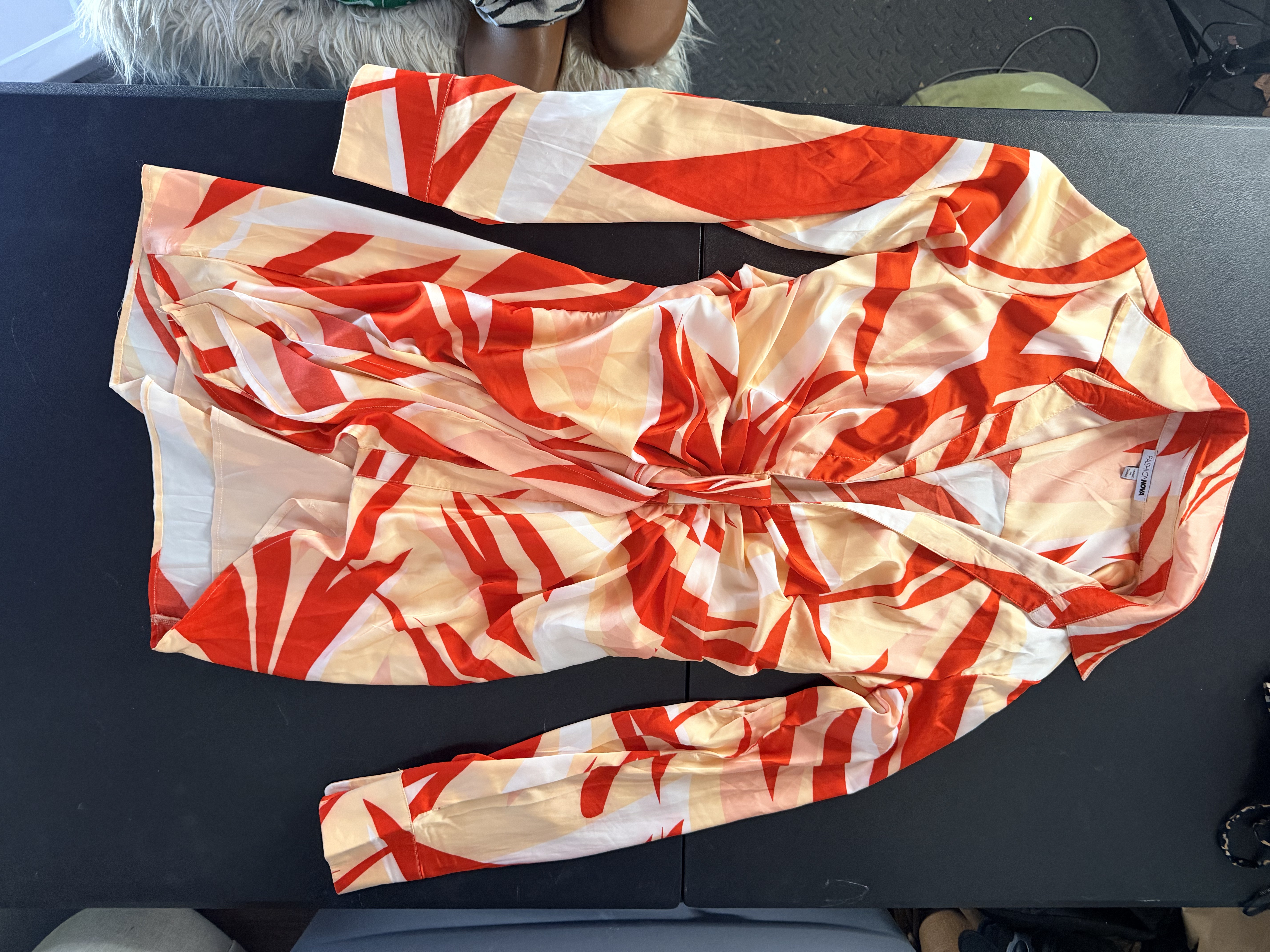 Fashion Nova Abstract Print Twist-Front Mini Dress